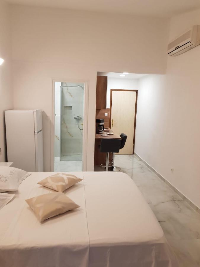 Apartment Miskovic Макарска Экстерьер фото