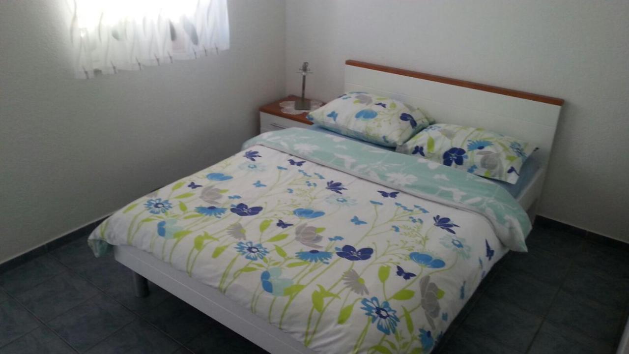Apartment Miskovic Макарска Экстерьер фото