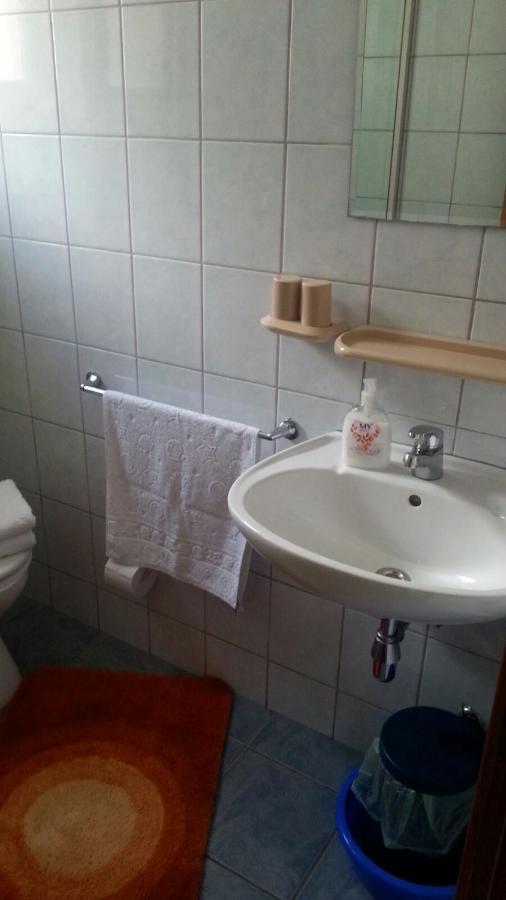 Apartment Miskovic Макарска Экстерьер фото
