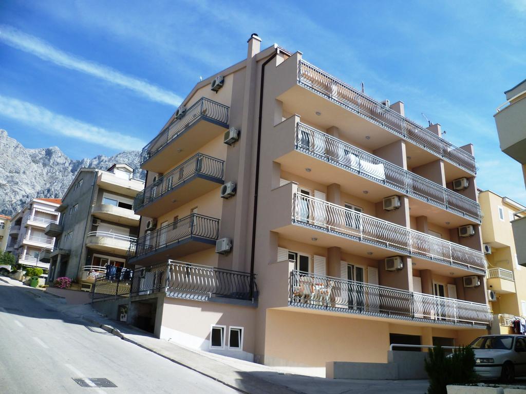 Apartment Miskovic Макарска Экстерьер фото