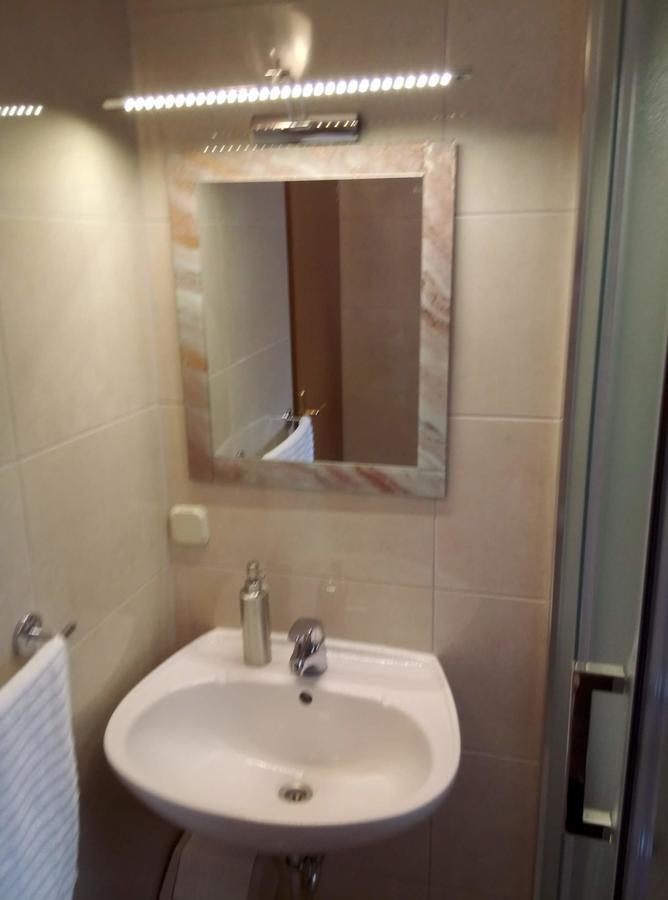 Apartment Miskovic Макарска Экстерьер фото