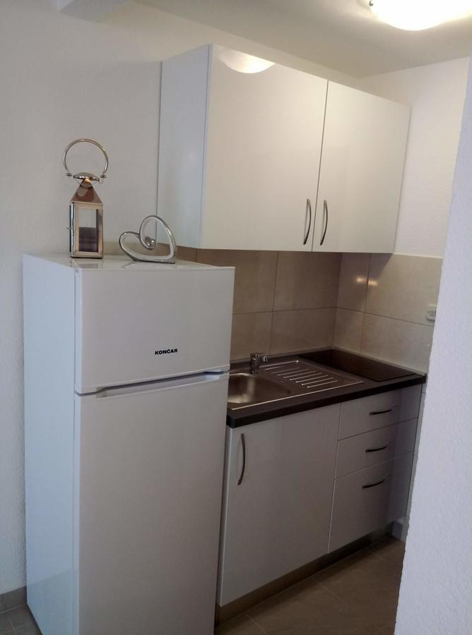 Apartment Miskovic Макарска Экстерьер фото