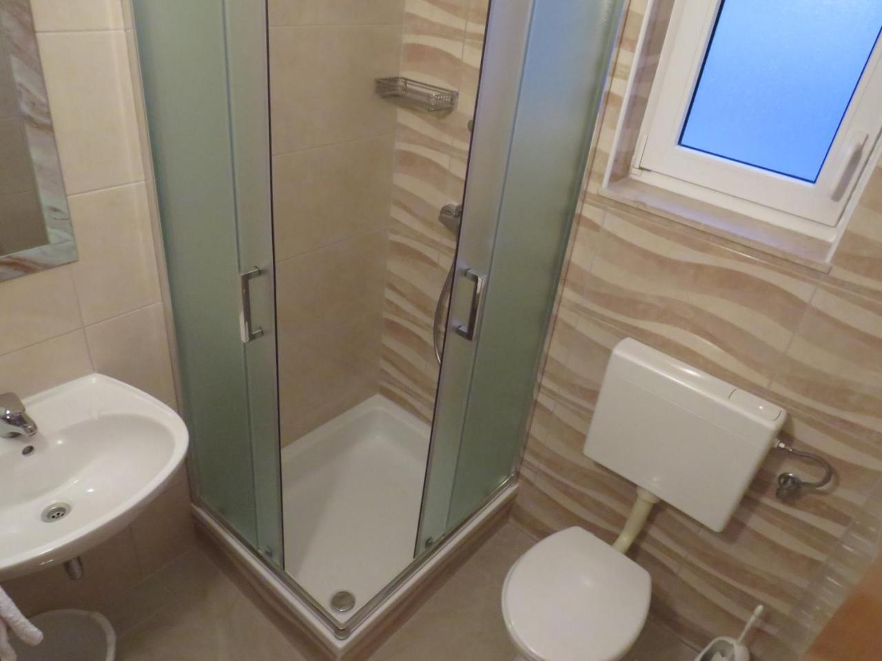 Apartment Miskovic Макарска Экстерьер фото