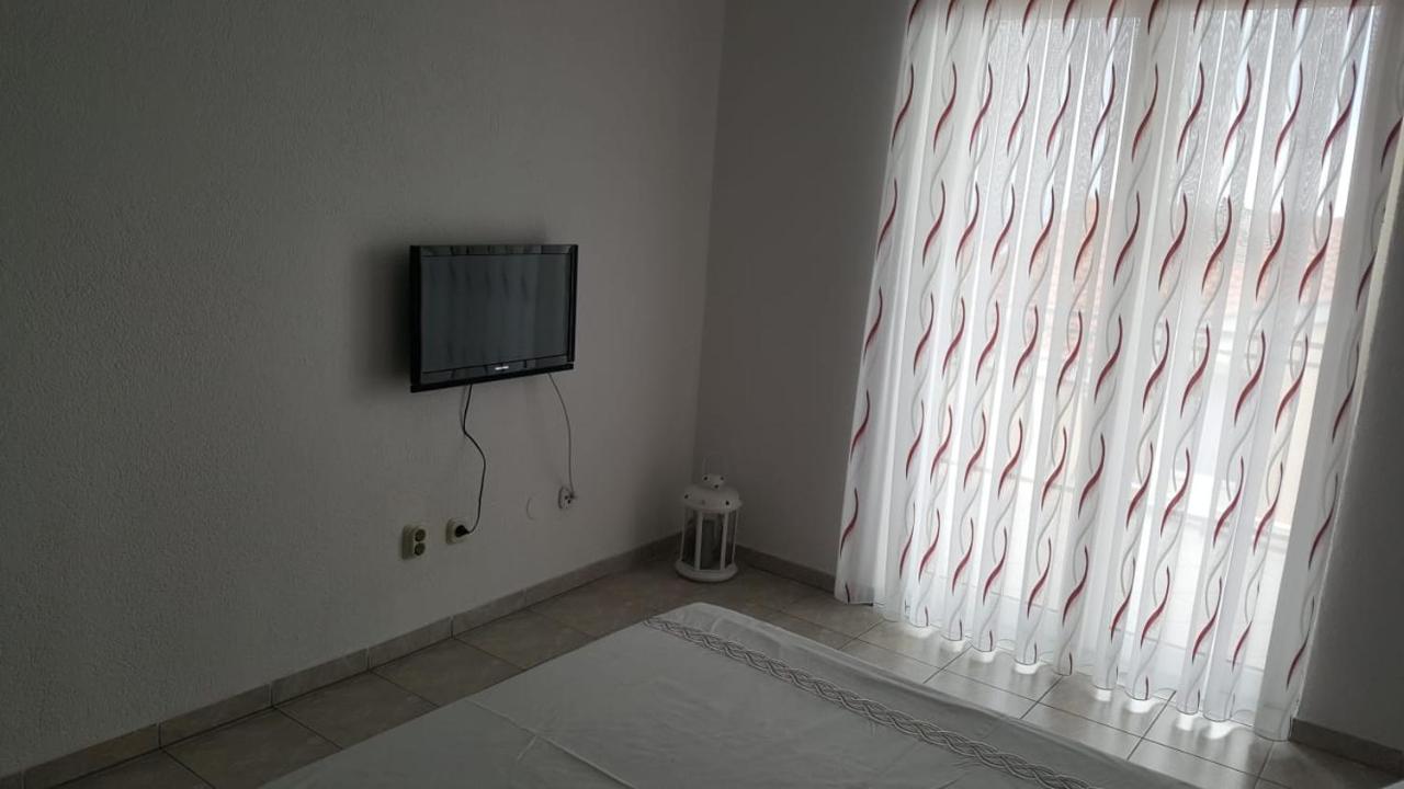 Apartment Miskovic Макарска Экстерьер фото